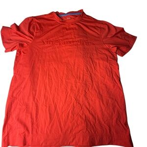 Vineyard Vines Men's Red Shirt Medium‎ Red on Red Spellout